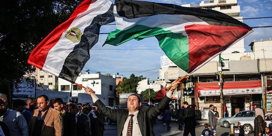 Mısır'daki saldırıda hayatını kaybedenler için Gazze'de taziye çadırı kuruldu