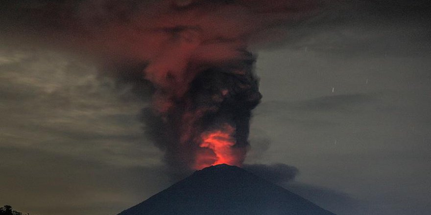 Agung Yanardağı'nda volkanik hareketlilik
