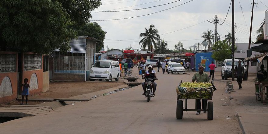 Mozambik “teröristler gidiyor” gerekçesiyle camileri kapatıyor