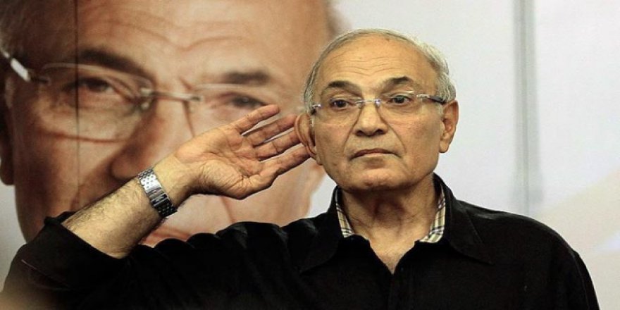 Eski Mısır Başbakanı Şefik, 'alıkonulduğu' iddiasını yalanladı