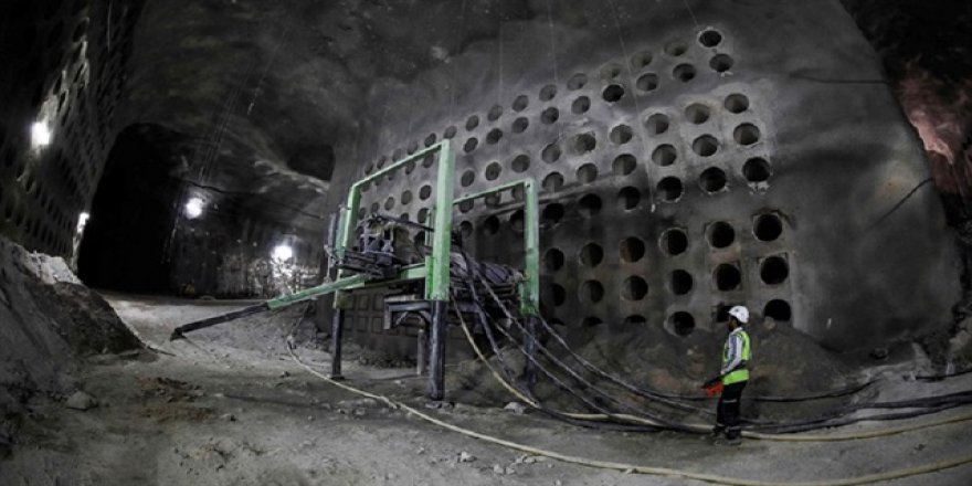 İsrail, Kudüs'ün altını kendi ölüleri için oyuyor