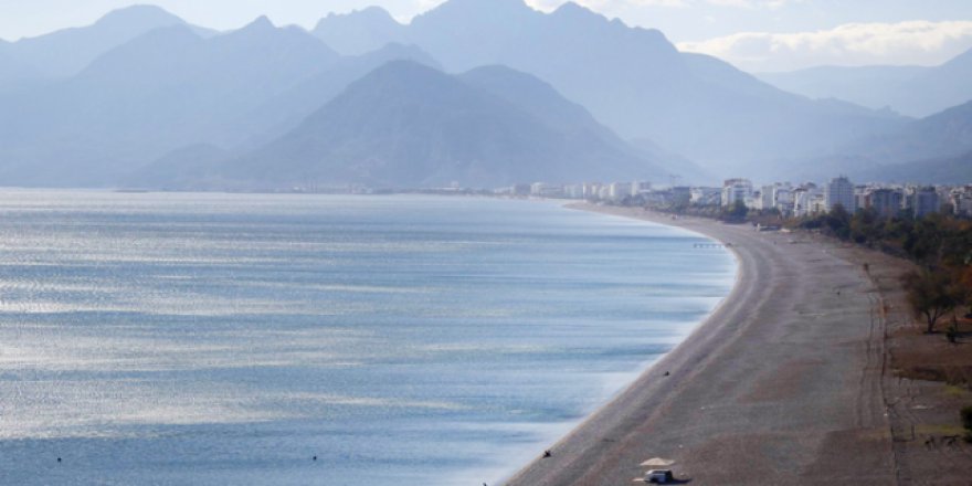 Antalya'ya 1 milyonu aşkın turist geldi