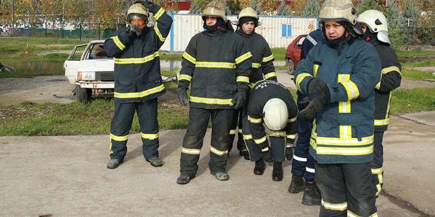 Filistinli 'alev avcıları' Kocaeli'de eğitiliyor