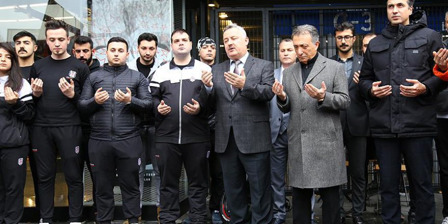 Beşiktaş şehitleri unutmadı