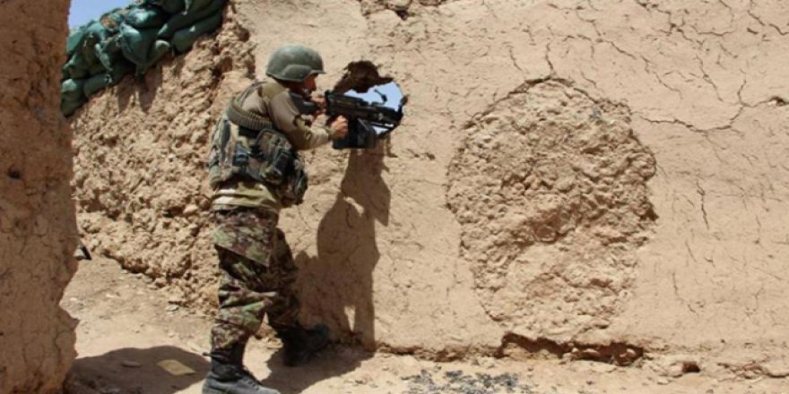 DEAŞ, Afganistan'da polis karakoluna saldırdı