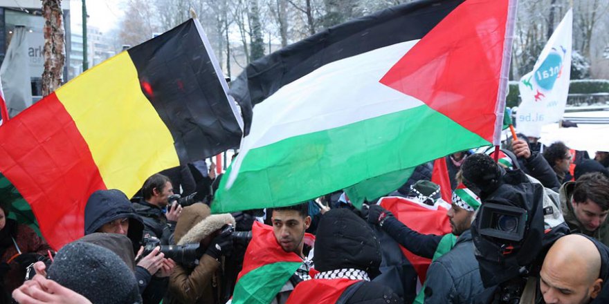 Netanyahu Brüksel'de protesto edildi