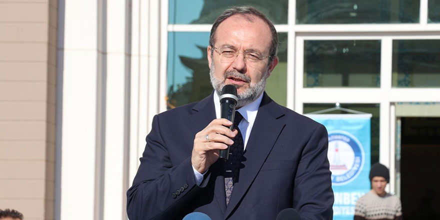 Bu okullar kainat ayetleriyle Kur'an ayetlerini birleştiriyor