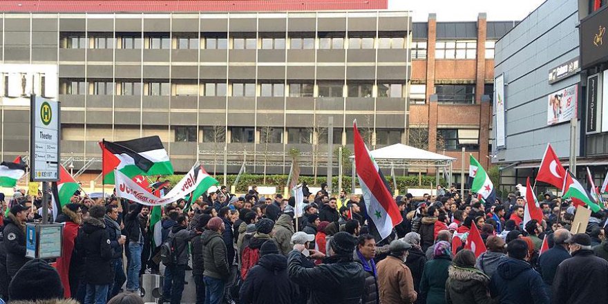 ABD'nin Kudüs kararına Almanya'da protesto