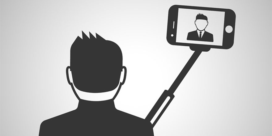 Hintli bakan selfie çekmek için para isteyecek