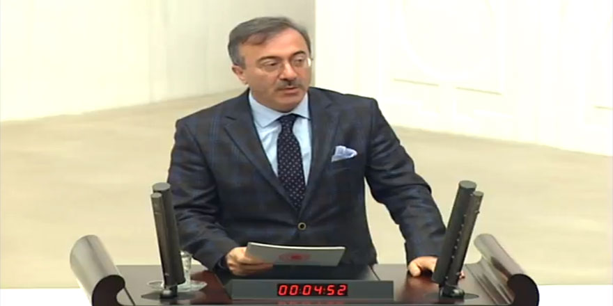 Üniversiteler iki kanatlı kuş gibi olmalı