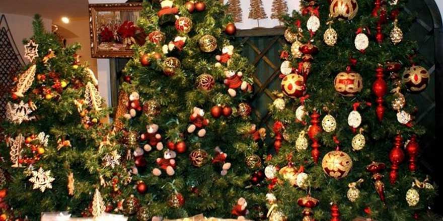 Noel ağacı Müslümanların hassasiyeti için kaldırıldı