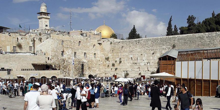 İsrail Burak Duvarı'nda yeni bir sinagog açtı
