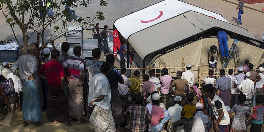 Arakanlı Müslümanlar sahra hastanesine kavuşuyor