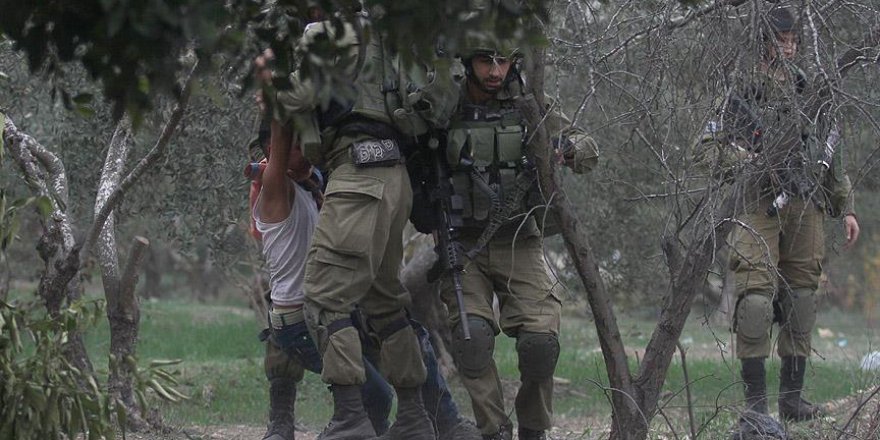 Batı Şeria'daki gösterilerde 26 Filistinli yaralandı