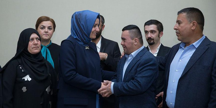 Bakan Kaya, Filistinli Muhammed'i kabul etti