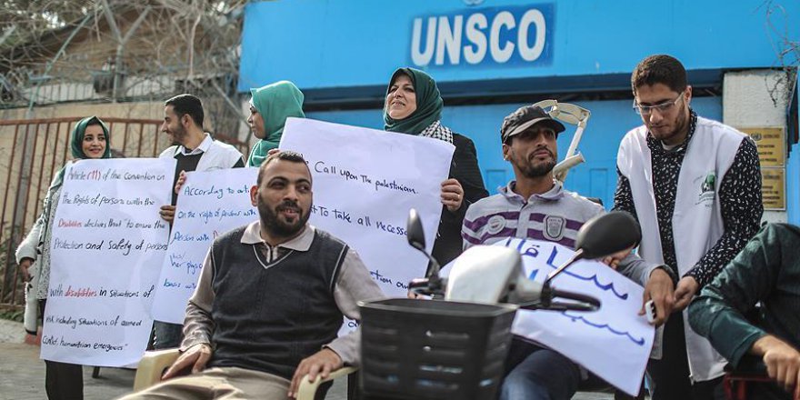 Gazzeli engellilerden 'Ebu Süreyya' için protesto gösterisi