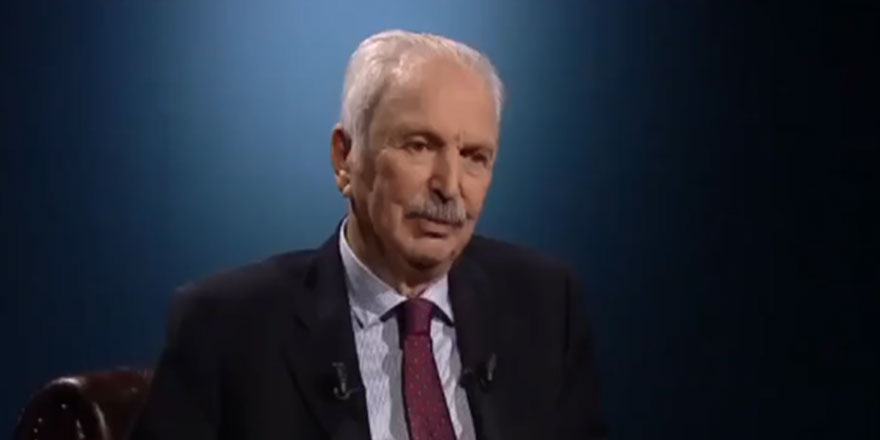 Eski rektör Kemal Alemdaroğlu: Başörtüsü Türkiye'yi Türklükten uzaklaştırıyor