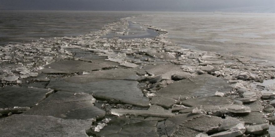 Ardahan'da kutupları aratmayan manzara