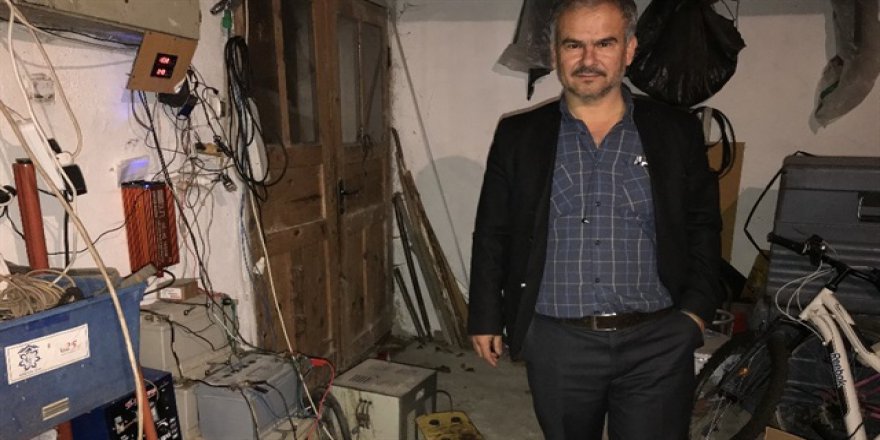 Bu evde elektrik hiç kesilmiyor