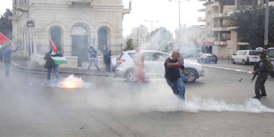 İsrailli işgalciler Filistinlilere saldırdı: 6 yaralı