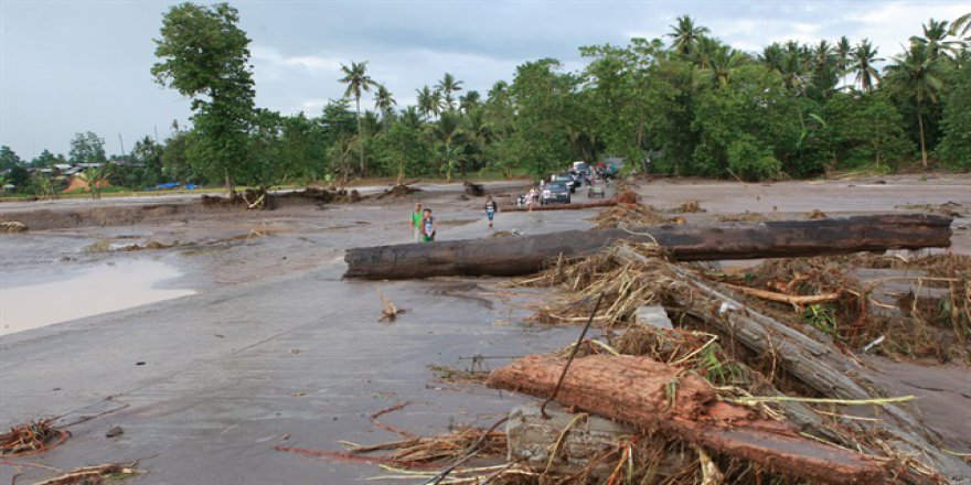 Filipinler'de ölü sayısı 180'e yükseldi