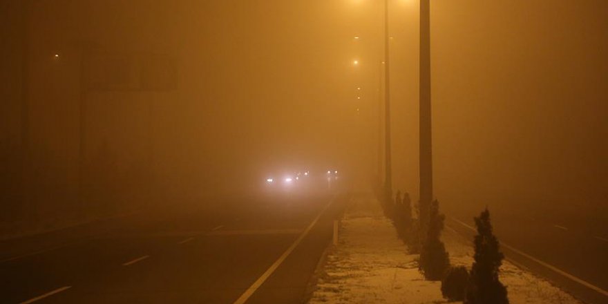 Ilgaz Dağı'nda etkili olan sis ulaşımı olumsuz etkiliyor
