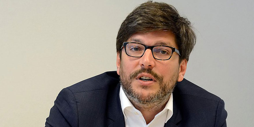 Berlin Adalet Bakanı: Başörtülü öğretmenlere tahammül etmek gerekir