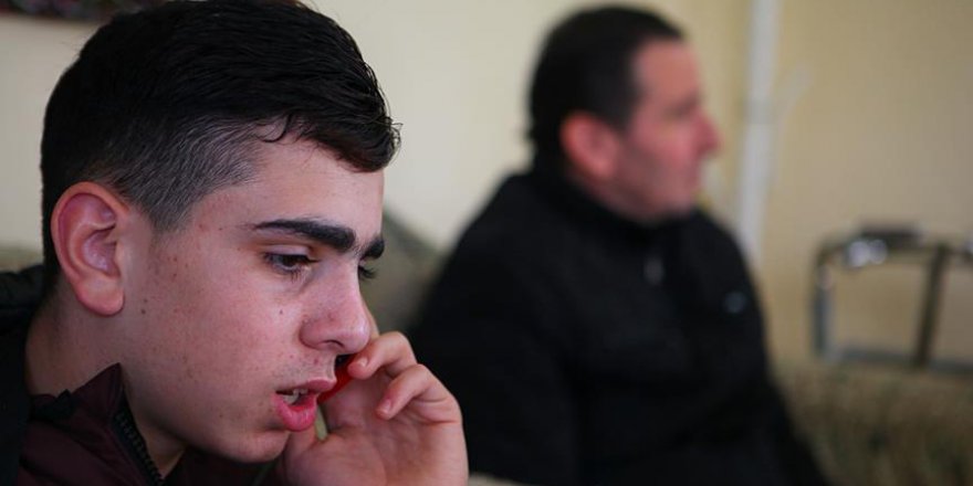 Filistin Devlet Başkanı Abbas'tan Cuneydi'ye tebrik telefonu