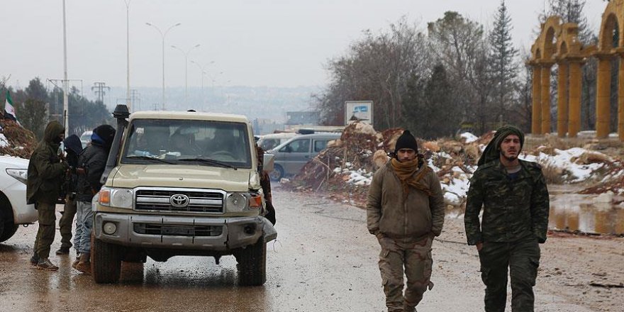Batı Guta'dan ilk tahliye edilenler İblib ve Dera'ya ulaştı