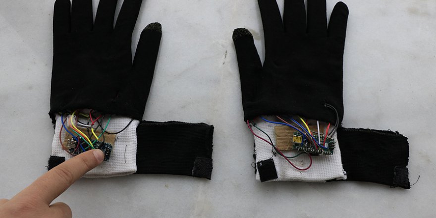 İşitme engelliler mobil eldivenle 'konuşacak'