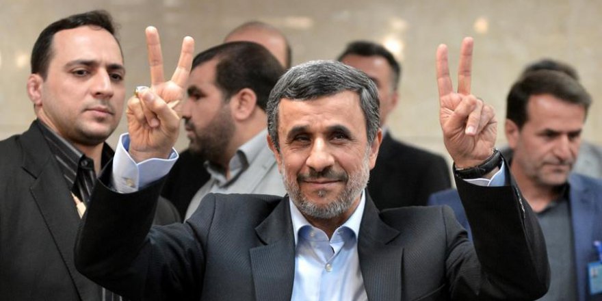 'Ahmedinejad yakında siyasete dönebilir'