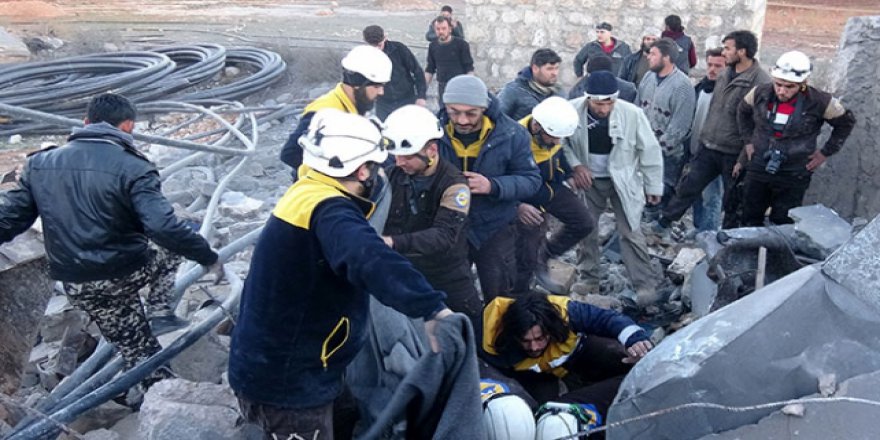 İdlib'e hava saldırıları yoğunlaştı
