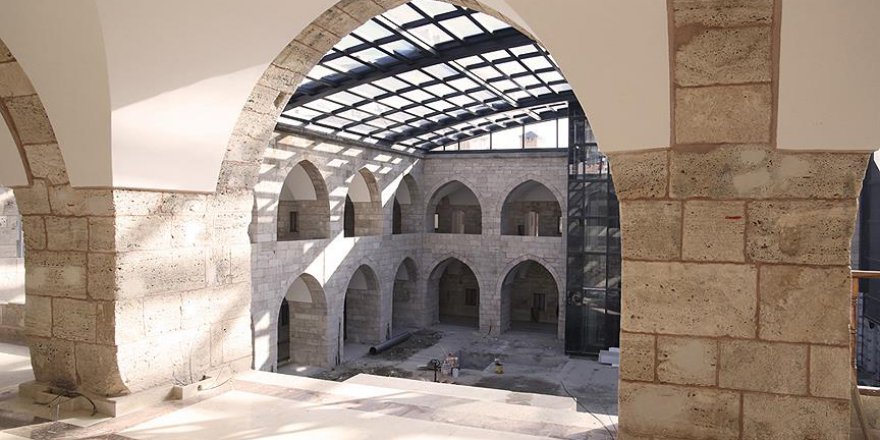 Sivas'taki 442 yıllık han butik otel oluyor