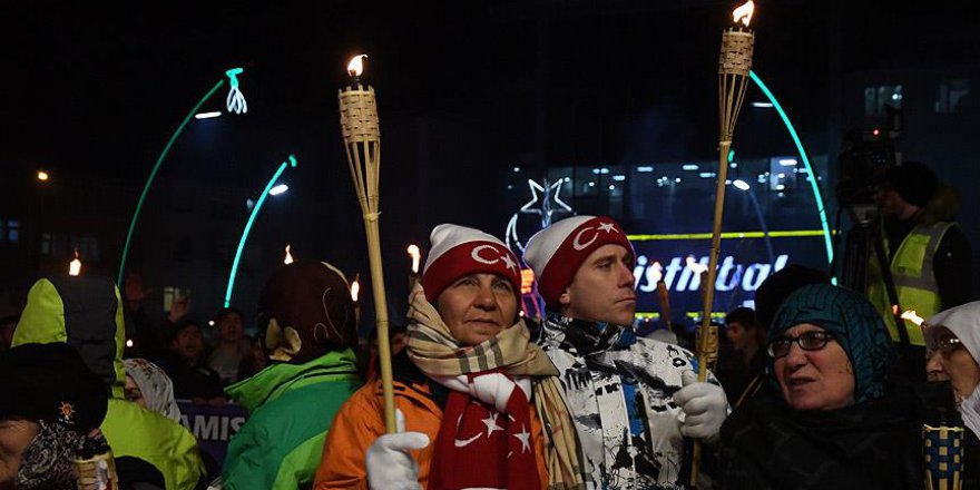 Binlerce kişi Sarıkamış şehitleri anısına yürüdü