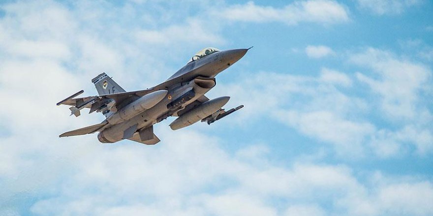 Yemen'de koalisyon güçlerine ait savaş uçağı düştü