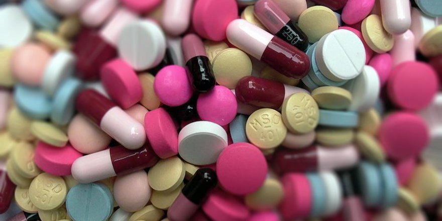 İstanbul'da 25 bin 200 zayıflama hapı ele geçirildi