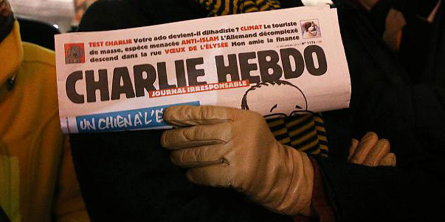 Peygamber Efendimize (asm) dil uzatan dergi batışın eşiğinde