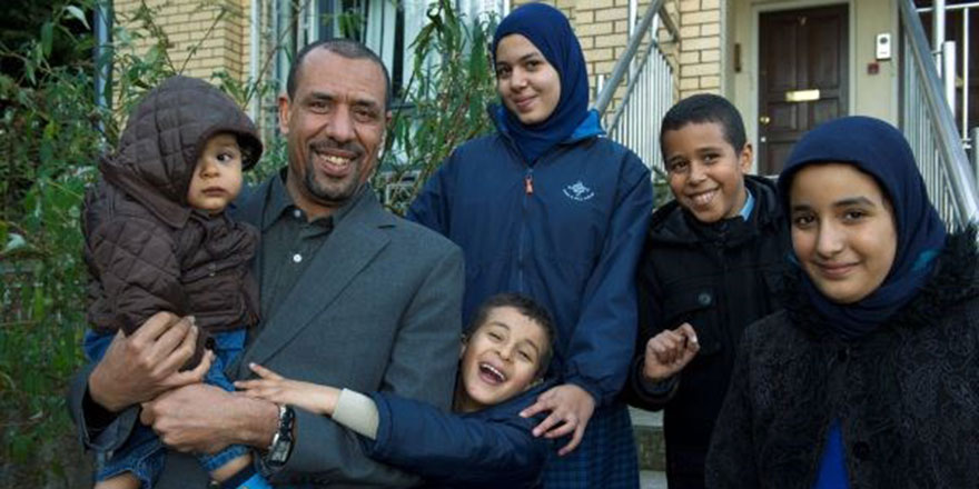 İrlandalı Müslümanlar okullarda uzun etek ve başörtü istiyor