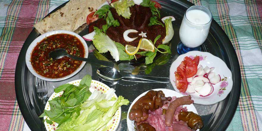 Türkiye'de her 100 kişiden 42’si yer sofrasında yemek yiyor