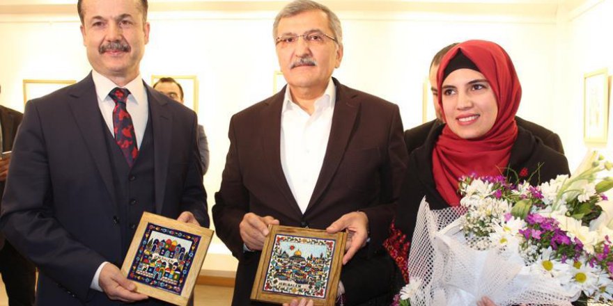 Kudüslü genç ressamın 'Benim Şehirlerim' sergisi açıldı