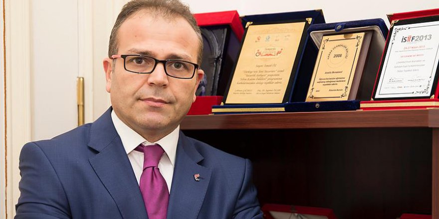 Öz: Dünyada 1950'den beri 475 askeri darbe girişimi oldu