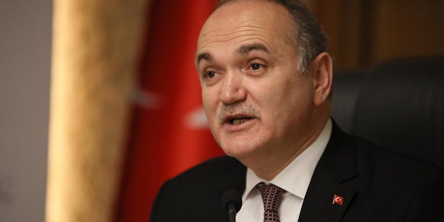 Özlü: Başarılı ülkelerde, fikir sahibiyle para sahibi bir masada