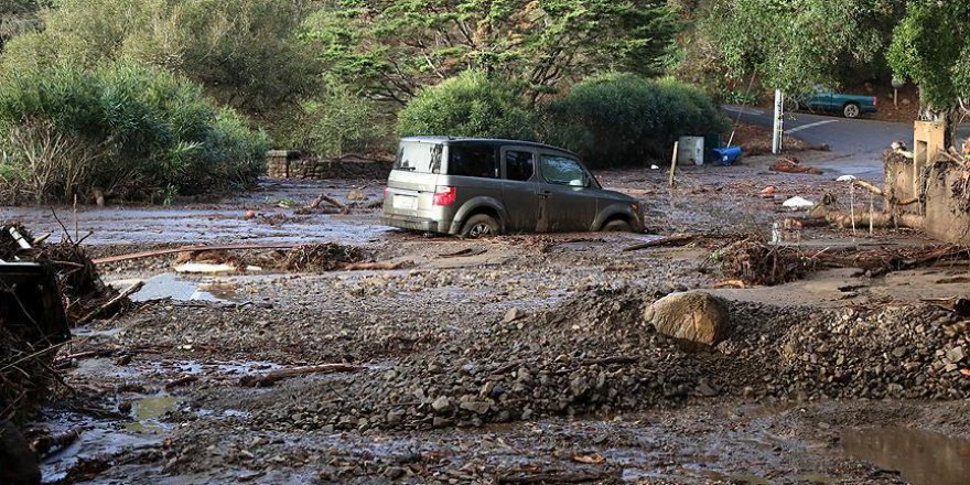 California'da sel ve heyelan can kaybına neden oldu