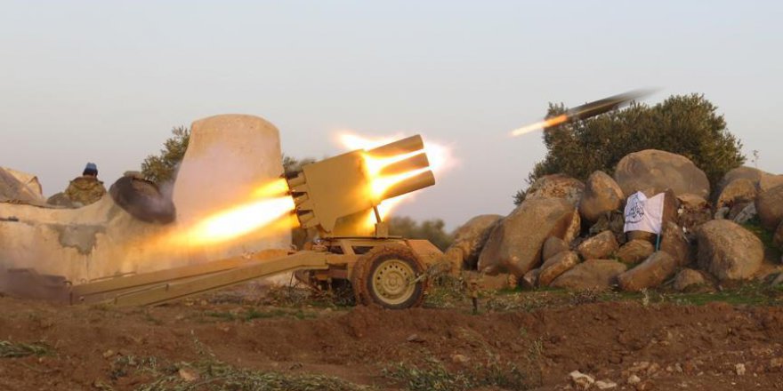 Suriye'de rejim güçleri Ebu Zuhur'dan uzaklaştırılıyor