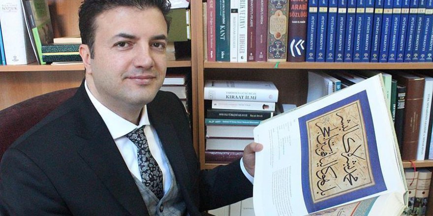 'Hat görsel bir şiir, çizgilerin şöleni ve harflerin armonisidir'