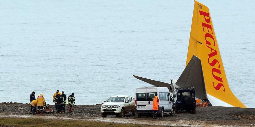 Trabzon'da pistten çıkan uçağın kurtarma çalışmaları başladı