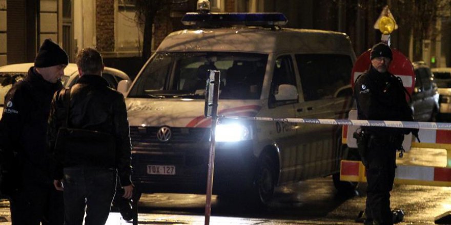 Belçika'da patlama meydana gelen bina yıkıldı