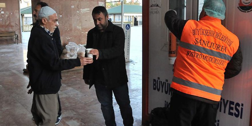 Şanlıurfa'da her gün 25 bin kişiye çorba ikramı