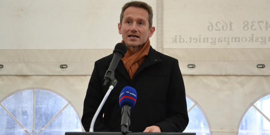 Danimarkalı bakandan üçüncü havalimanı açıklaması