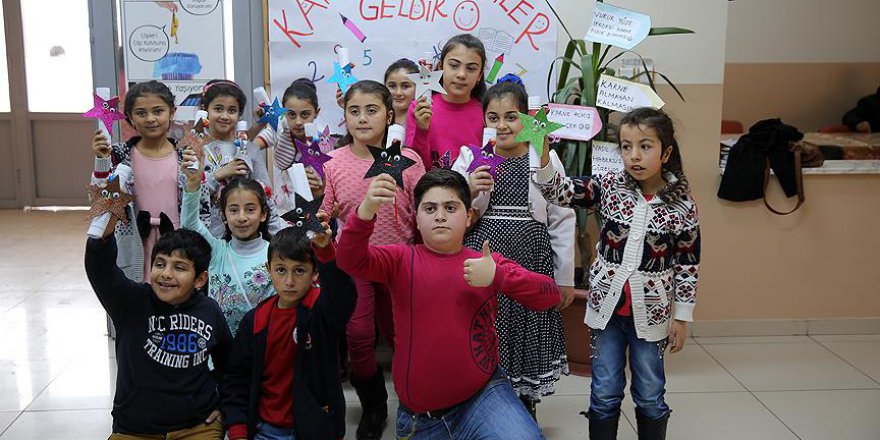 Ahıskalı öğrencilerin karne heyecanı